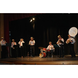 Dixie Band en Escenari