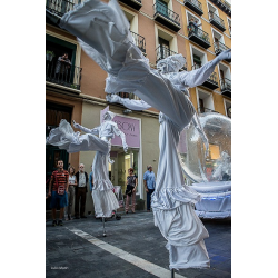 Moonlight Jugglers
